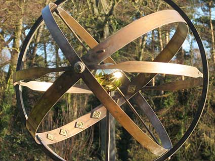 Ipswich Lettering: Chistchurch Park sundial 3