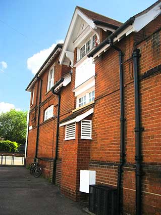 Ipswich Historic Lettering: Co-op Bramford Lane 2