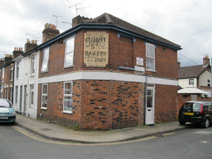 Ipswich Historic Lettering: Elliott Street Bakery 2014