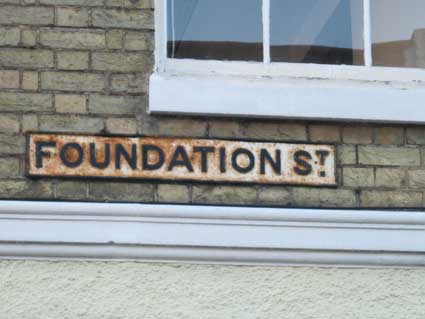 Ipswich Historic Lettering: Foundation St sign
