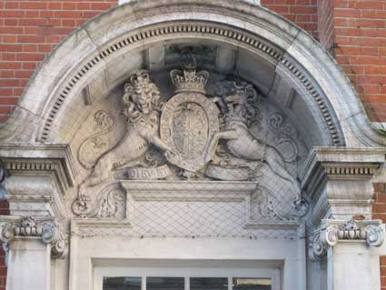 Ipswich Historic Lettering: Museum Street crest 2