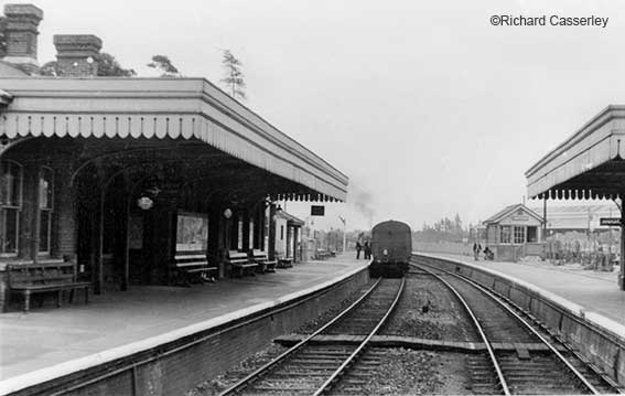 Ipswich Historic Lettering: Felixstowe railway 18