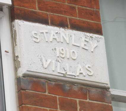 Ipswich Historic Lettering: Stanley Cottages