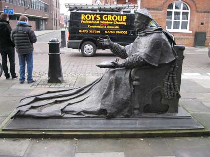 Ipswich Historic Lettering: Wolsey statue 1