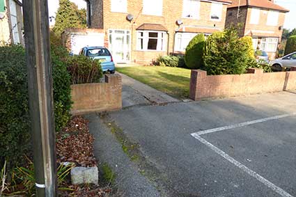 Ipswich Historic Lettering: Hadleigh Rd Boundary marker 2