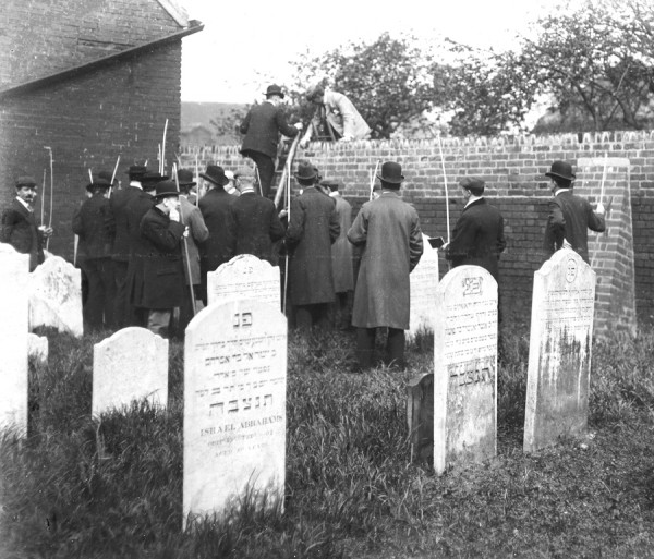 Ipswich Historic Lettering: Jewish cemetery beating the bounds