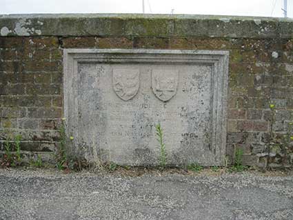 Ipswich Historic Lettering: Bourne Bridge 1