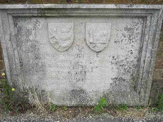 Ipswich Historic Lettering: Bourne Bridge 2