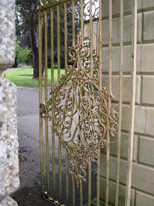 Ipswich Historic Lettering: Chantry gates 2