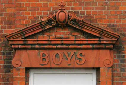 Ipswich Historic Lettering: Cheltenham 35