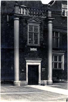 Ipswich Historic Lettering: Christchurch Mansion 1944