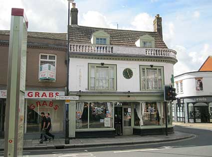 Ipswich Historic Lettering: Shamrock clock 1