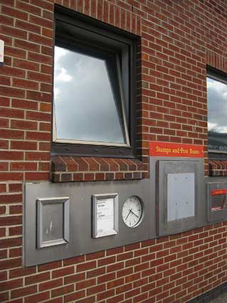 Ipswich Historic Lettering: Sorting Office clock 1