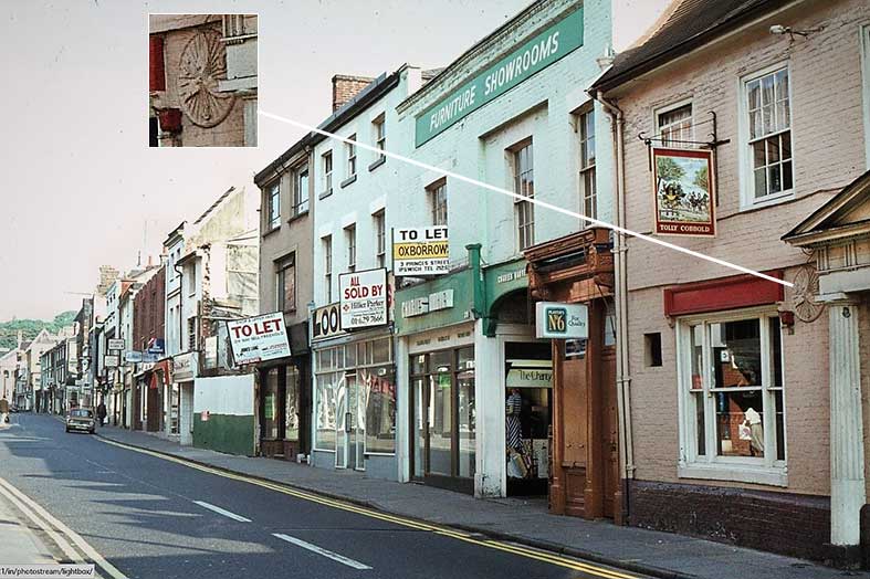 Ipswich Historic Lettering: Coach & Horses 1978