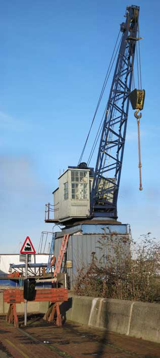 Ipswich Historic Lettering: Crane at New Cut West