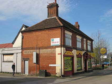 Ipswich Historic Lettering: Cullingham Road "Hay & straw..." 5