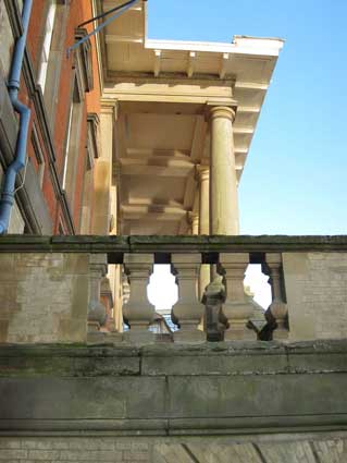 Ipswich Historic Lettering: Custom House 19