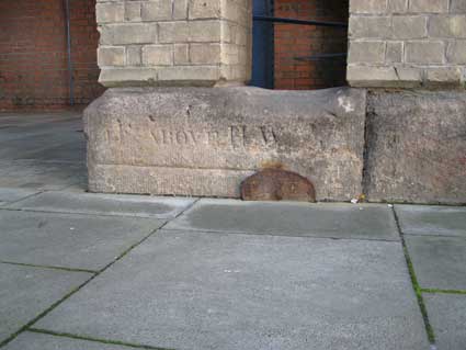 Ipswich Historic Lettering: Custom House 2