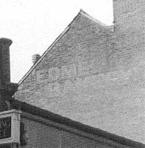 Ipswich Historic Lettering: Dogs Head Street crest 2