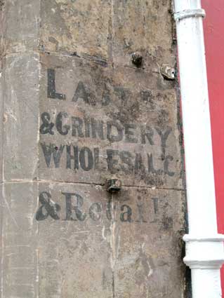 Ipswich Historic Lettering: Edinburgh 15