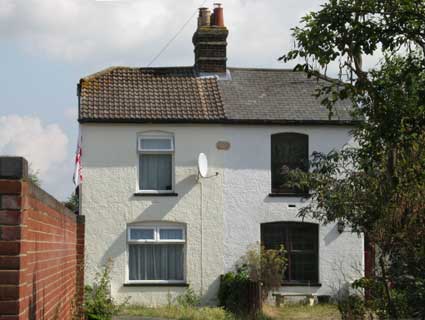 Ipswich Historic Lettering: Felixstowe Rd FLS 2