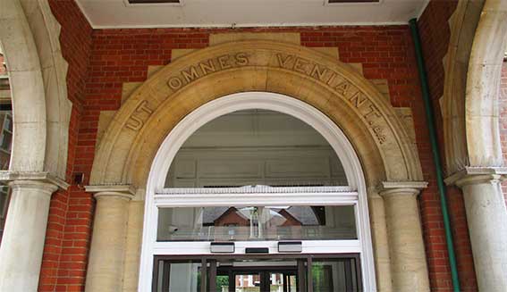 Ipswich Historic Lettering: Felixstowe Harvest House 4