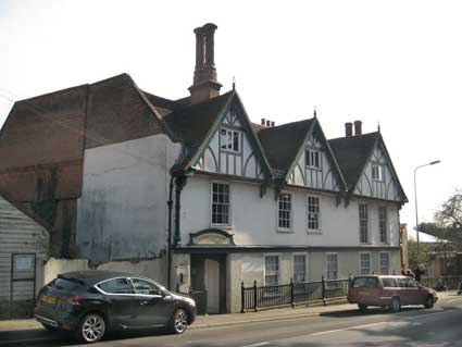 Ipswich Historic Lettering: Garratt Hall 1