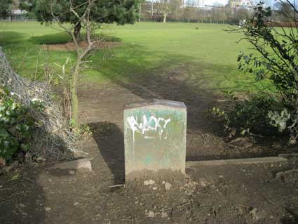 Ipswich Historic Lettering: Gippeswyk Park 9