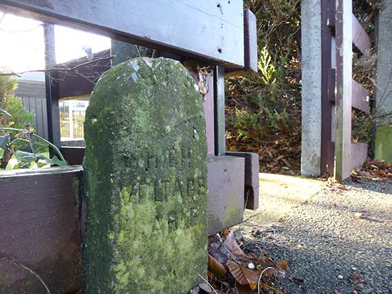 Ipswich Historic Lettering: Gusford School stone