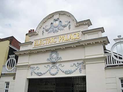 Ipswich Historic lettering: Harwich 7