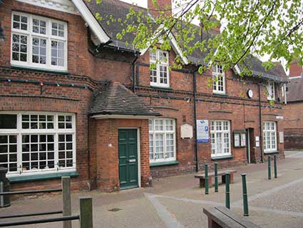 Ipswich Historic Lettering: Leiston Council Offices 2