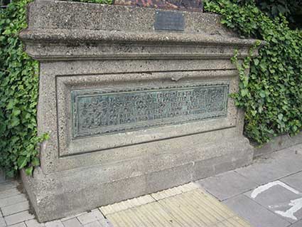 Ipswich Historic Lettering: Princes Street Bridge 3