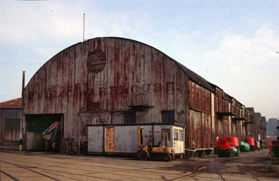 Ipswich Historic Lettering: Public Warehouse period 3