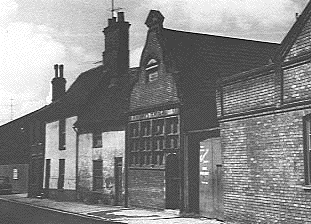 Ipswich Historic Lettering: Ragged Boys School 1961