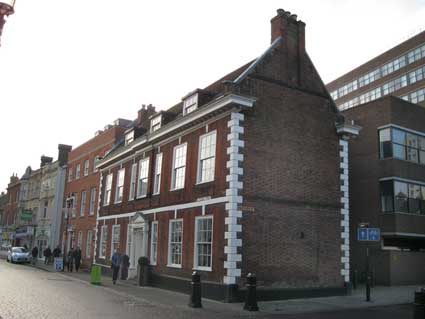 Ipswich Historic Lettering: Sailors Rest 1