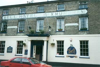 Ipswich Historic Lettering: Saxmundham Bell Hotel 2001