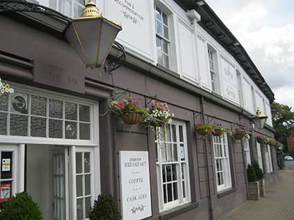 Ipswich Historic lettering: Station Hotel 2