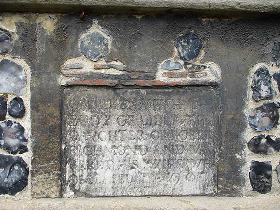 Ipswich Historic Lettering: St Helen Church 4