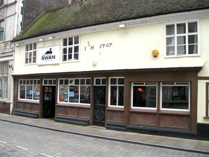 Ipswich Historic Lettering: Swan Inn