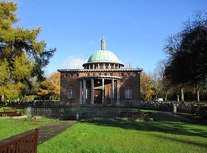 Ipswich Historic Lettering: Temple of Remembrance 1