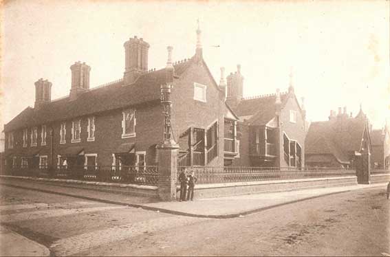 Ipswich Historic Lettering: Tooley Almshouses 1884