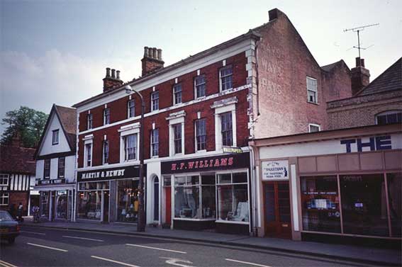 Ipswich Historic Lettering: Topall Tea 2