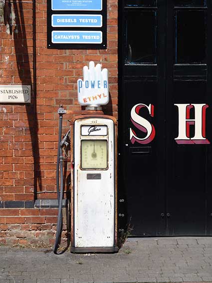 Ipswich Historic Lettering: Upton-On-Severn 19b