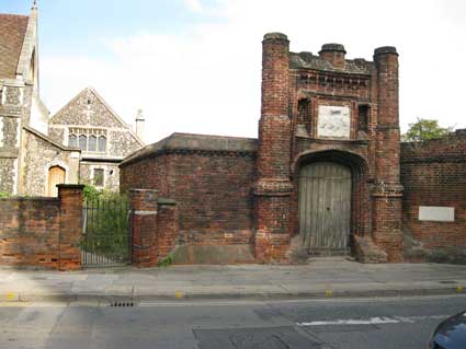 Ipswich Historic Lettering: Wolsey Gate 2a