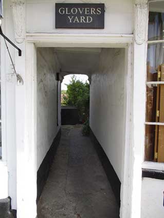 Ipswich Historic Lettering: Woodbridge Glovers Yard 2026