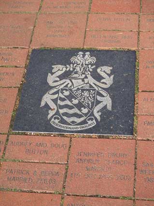 Ipswich Historic Lettering: Woodbridge Market Hill pump