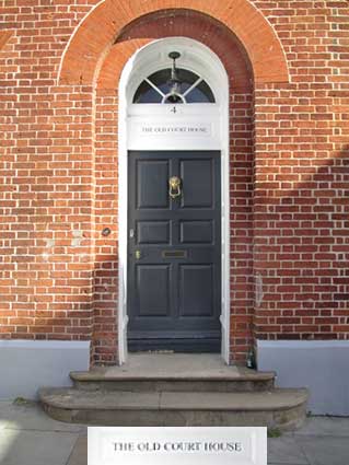 Ipswich Historic Lettering: Woodbridge Market Hill