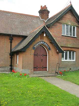 Ipswich Historic lettering: Woolverstone 6